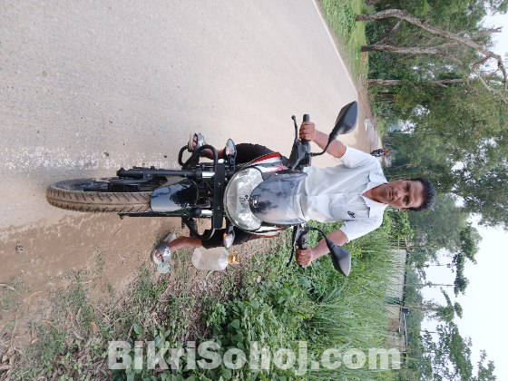 বাজাজ ডিসকাভার ১১০ সিসি